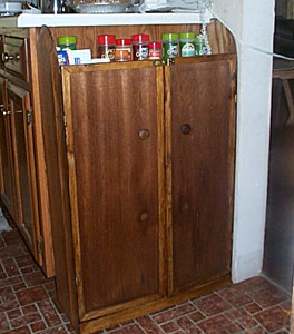 spicestandclosed.jpg