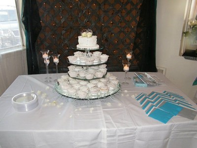 To save money and have a prettier stand for the wedding cupcakes my 