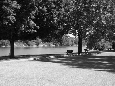 Scenery: Park Bench (Wabash River)