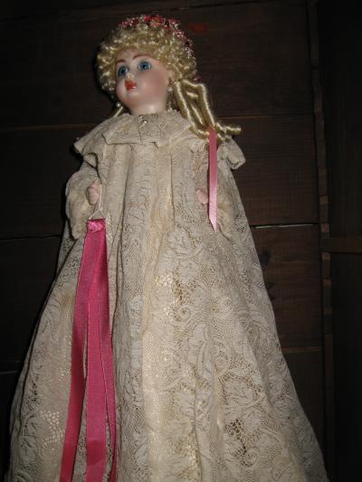 RE: Crafts Using Lace Bodice From Dress