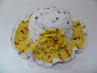 RE: Craft Project: Plarn Summer Hat