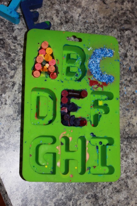 Mold with unmelted crayons