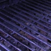 Dirty BBQ grill grate