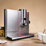 Single Serving Coffeemaker with Coffee Pods and Mugs