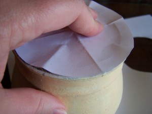Mark bottom of pot