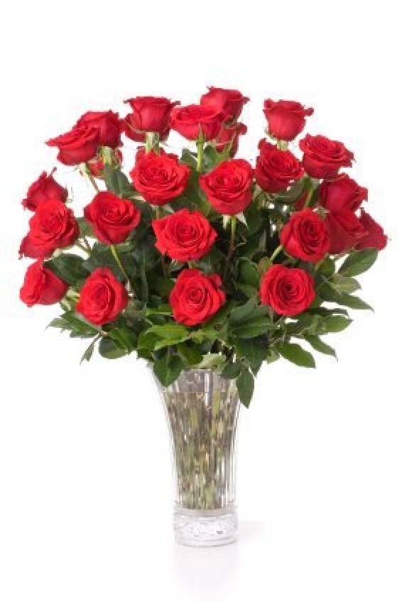 http://img.thrfun.com/img/006/502/vase_of_roses_l1.jpg