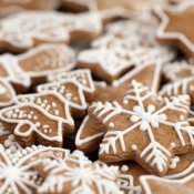Easy Christmas Cookie Recipes, Tray of Ginger Bread Cookies