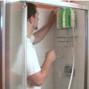 How to Green Clean a Bathroom