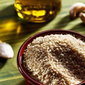Ingredients for making tahini.