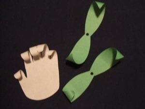 handprint lily 2