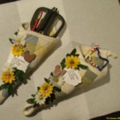 Scissor sacks made from potholders.