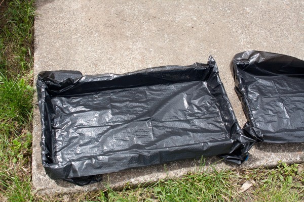 Lining Molds with Plastic Garbage Bags