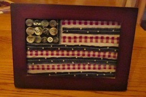Scrappy framed flag with button 