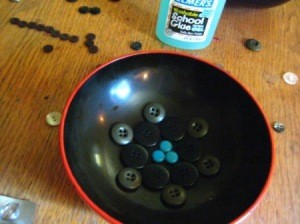 Arranging buttons.