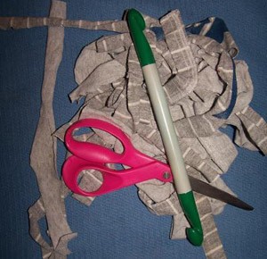 Supplies for rug.