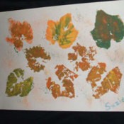 Leaf print mats with fall colors.