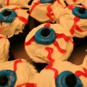 Eyeball Cupcakes
