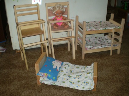 diy dollhouse furniture from popsicle sticks