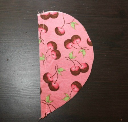 top stitched finger pocket