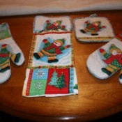 Christmas Mitts and Potholders