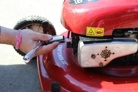 remove spark plug