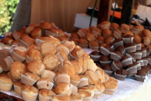 how to make money selling food at flea markets