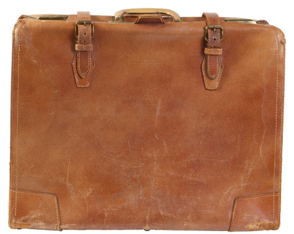 How do you remove mold from leather?