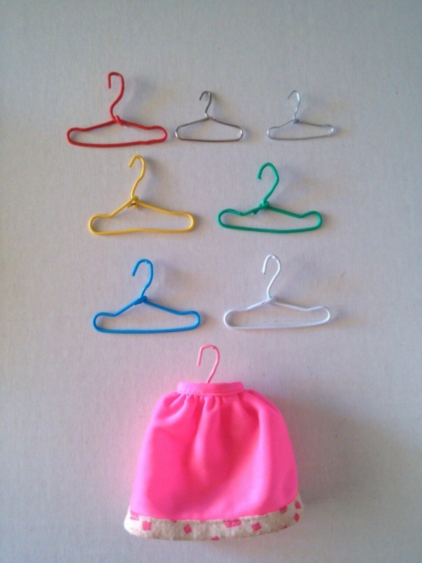 hangers clothes barbie paper clip diy mini clips sized doll supplies