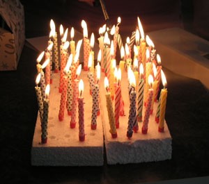 Use Styrofoam To Keep Candle Wax Off Your Birthday Cake