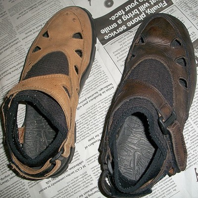 change shoe color