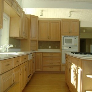 Flooring Countertop And Paint Colors To Down Play Pinkish Cabinets Thriftyfun