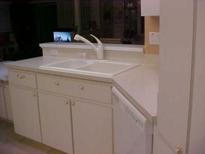 RE: Painting Laminate Countertops