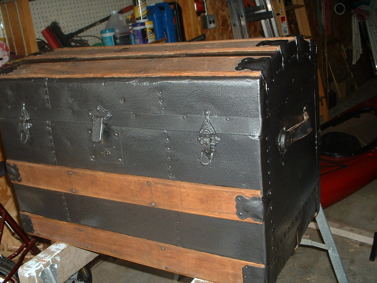 RE: Restoring a Steamer Trunk