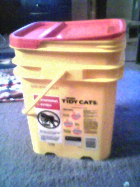 photo of cat litter containers