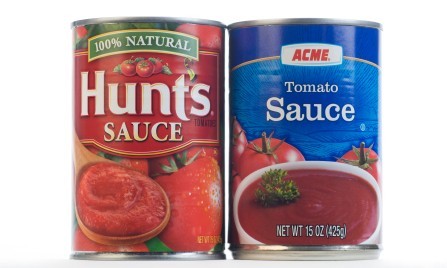 picture of a name brand tomato sauce can and a generic tomoato sauce can