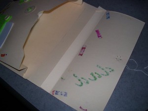 The opening to the stationery briefcase.