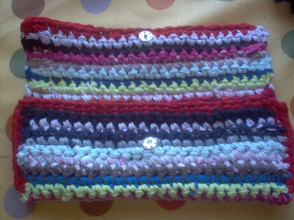 view of completed clutch with snap attached