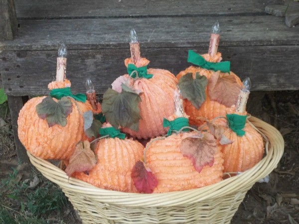 Fabric Pumpkin Lights in a Basket
