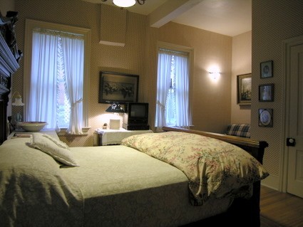 Guest bedroom in the bed and breakfast.