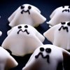 Cupcakes decorated like ghosts.