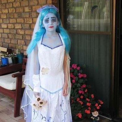 Making a Corpse Bride Costume | ThriftyFun