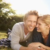 Cheap Date Ideas, Young Couple in the Park