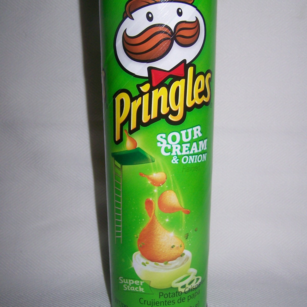 Uses for Pringles Cans | ThriftyFun