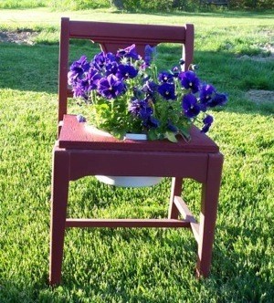Planter Chair Finished