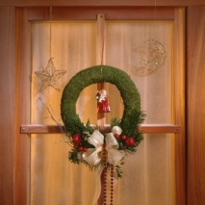 Homemade Christmas Window Decorations, Window decorated with Christmas wreath.