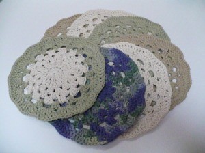 Several dish cloths in varying colors.