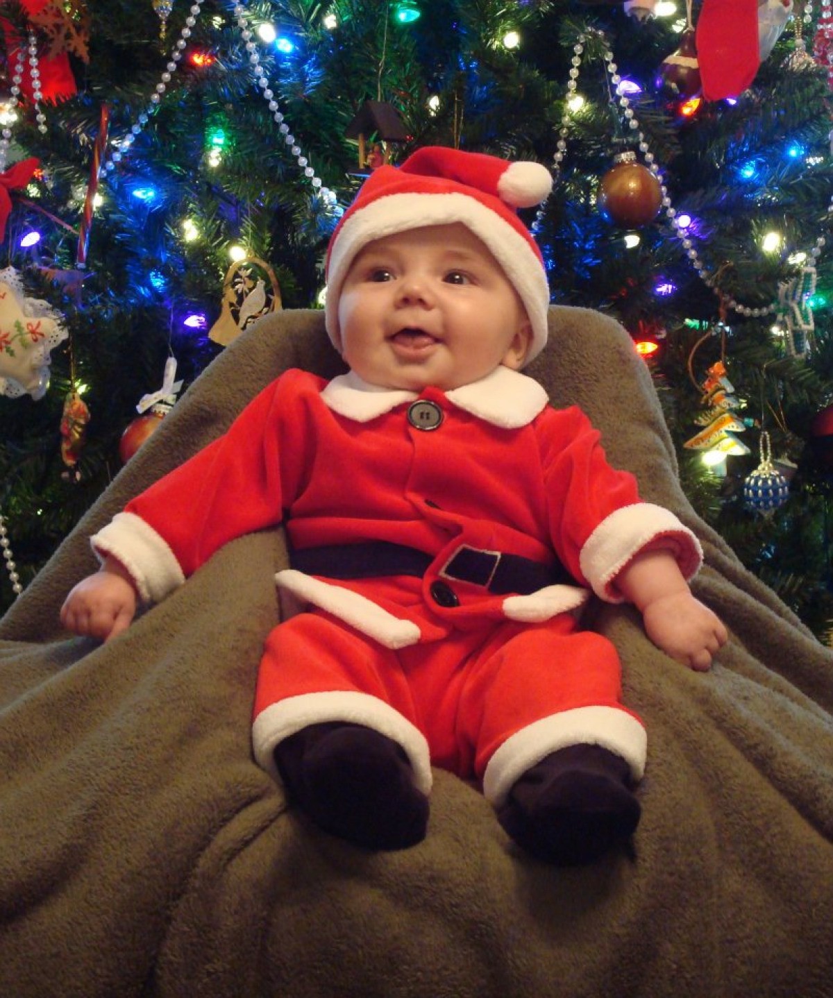 Holiday: Ethan's First Christmas | ThriftyFun