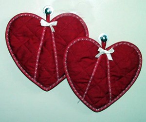 Heart Shaped Oven Mits