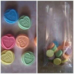 Split photo of candies and candies in a bag.
