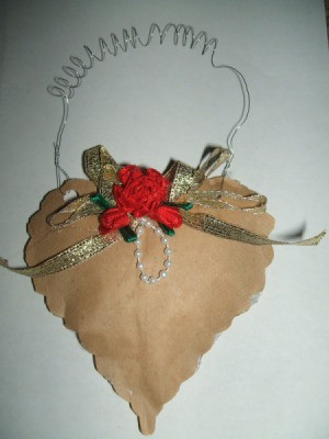Finished brown paper heart.